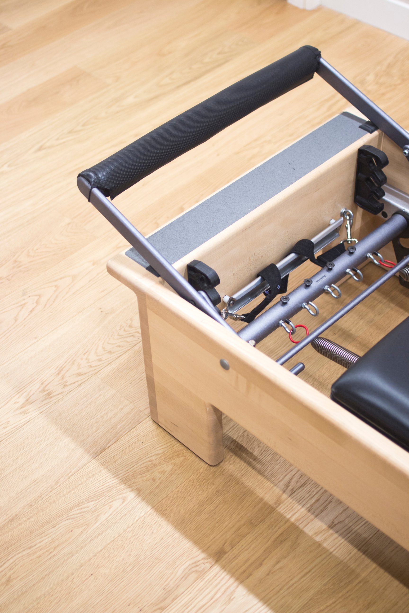 Reformer Pilates Studio Machine